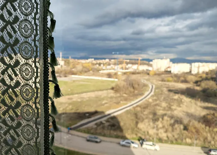 Olive Urban Apartment, Free Parking Апартамент